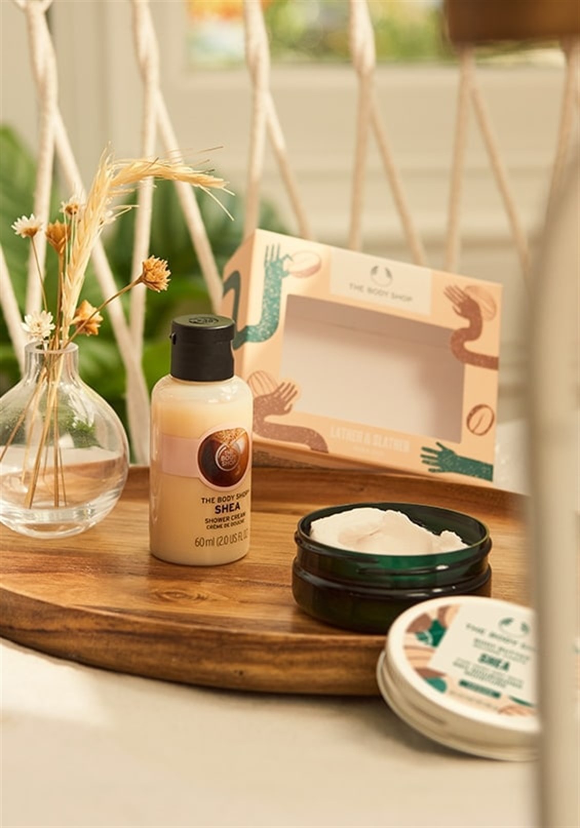 ست هدیه بادی شاپ The body shop