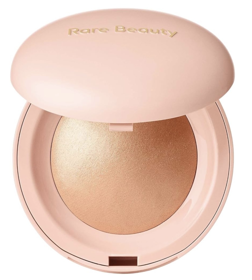 هایلایتر‌ پودری Rare beauty رنگ Flaunt