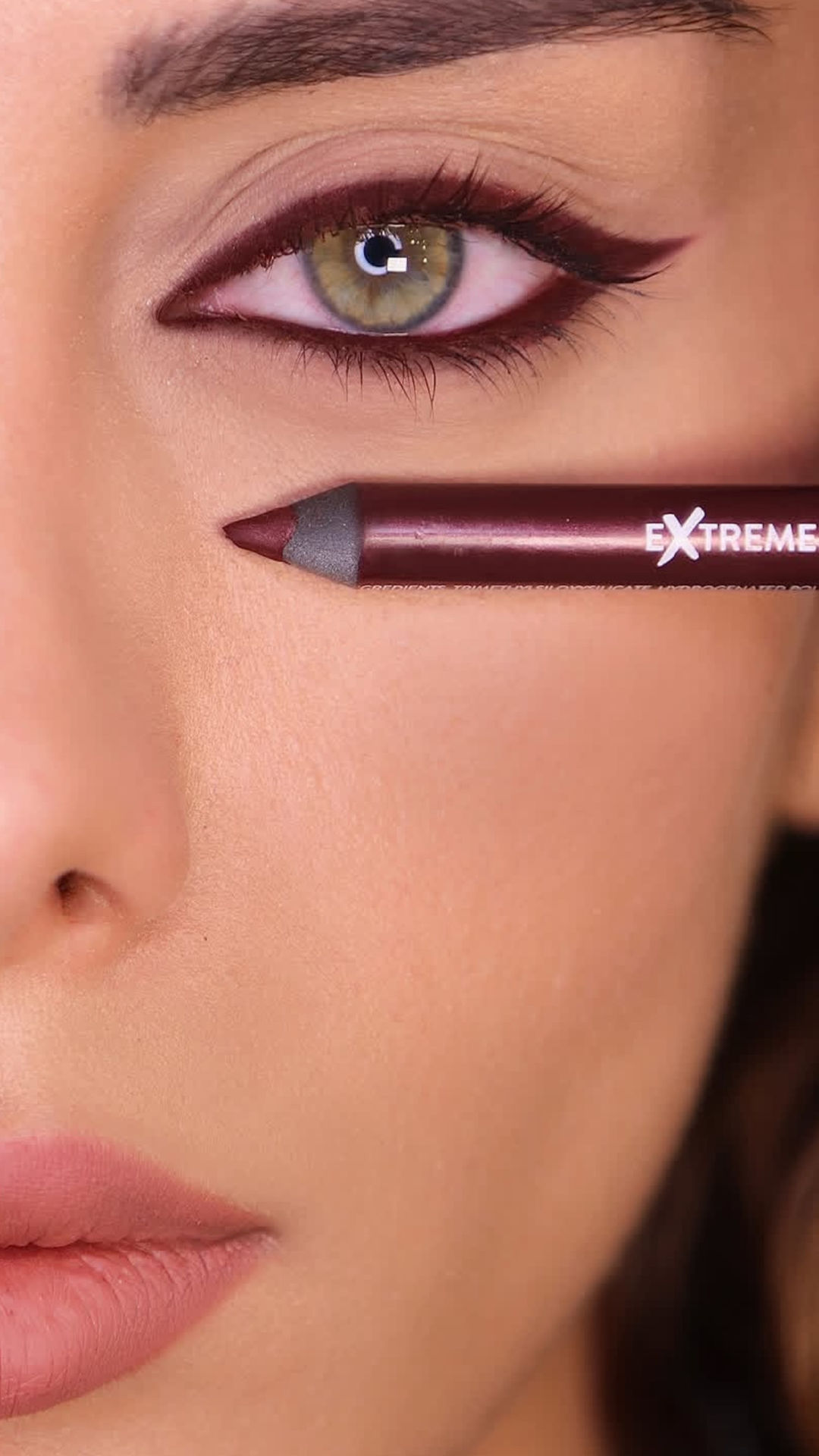 مداد چشم زرشکی فلورمار Flormar