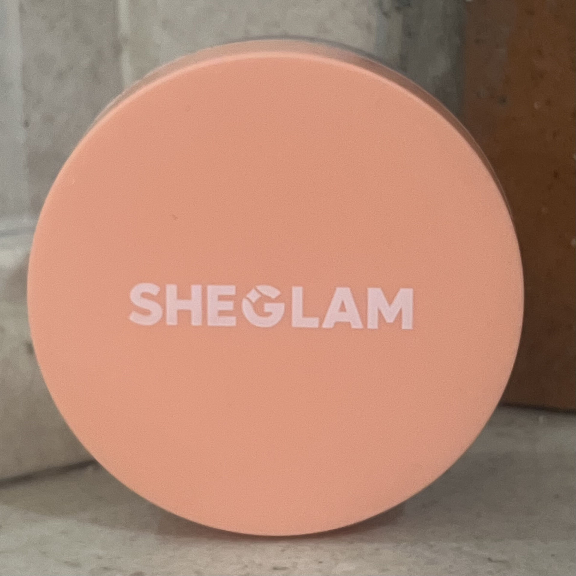 پودر فیکس سفید شیگلم Sheglam