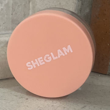 پودر فیکس زرد شیگلم Sheglam