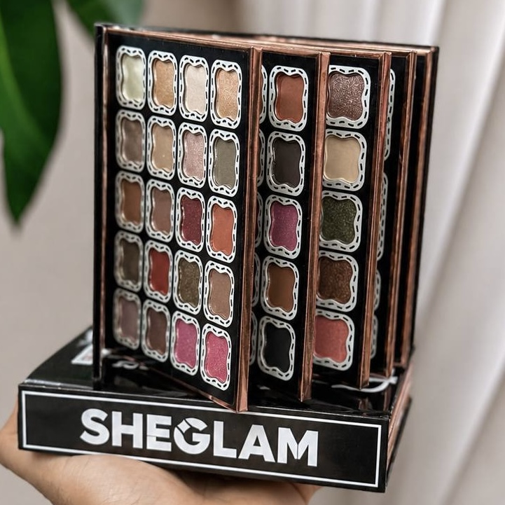 پالت سایه کتابی شیگلم Sheglam