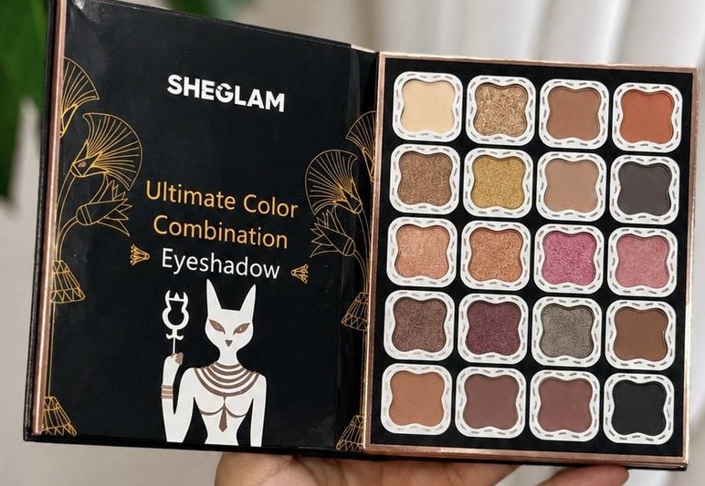 پالت سایه کتابی شیگلم Sheglam